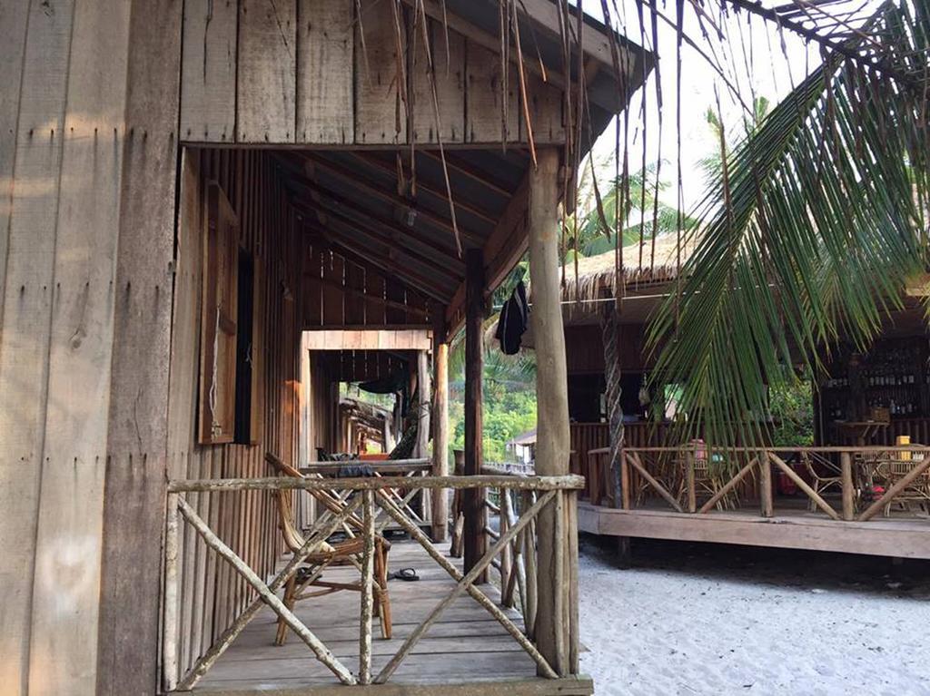 Готель 3 Stone Bungalow Острів Ко-Ронг Екстер'єр фото